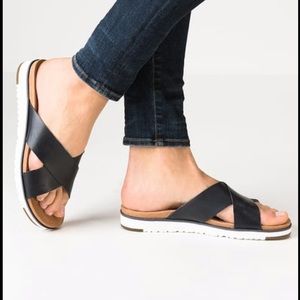 kari sandal